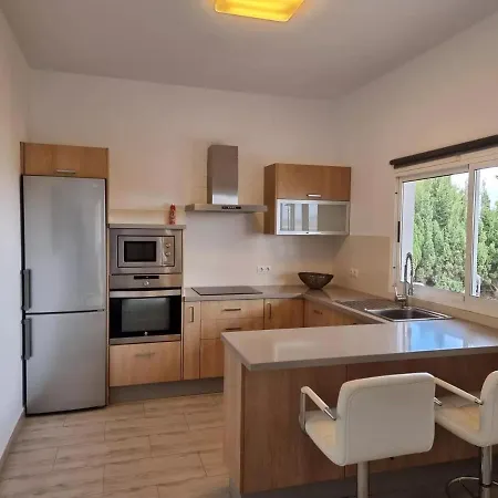 Abubilla House - Comfortable Home With Garden & Terrace In A Quiet Area 아파트 *