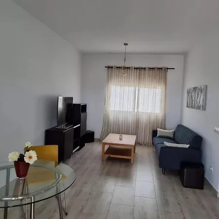 Abubilla House - Comfortable Home With Garden & Terrace In A Quiet Area Nazaret