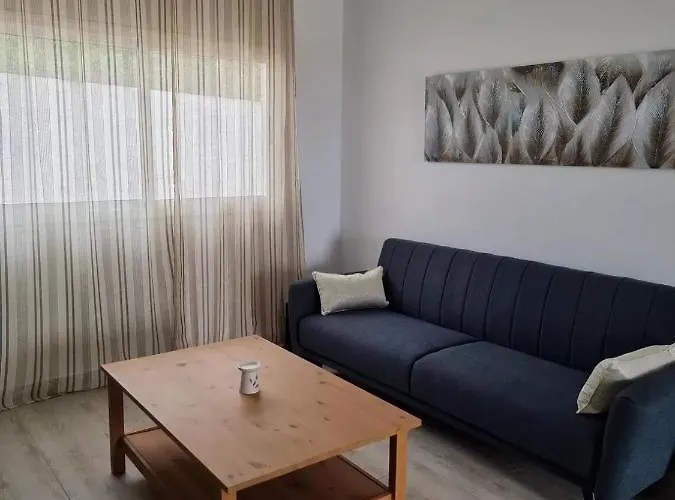 Abubilla House - Comfortable With Garden & Terrace In A Quiet Area * Nazaret
