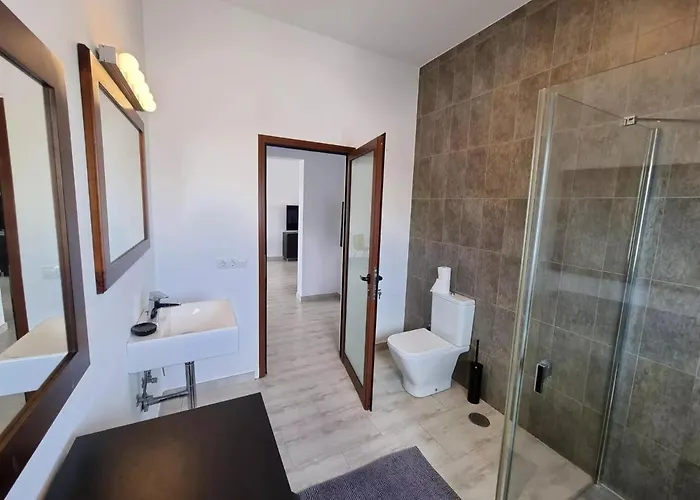 Abubilla House - Comfortable With Garden & Terrace In A Quiet Area Apartamento *